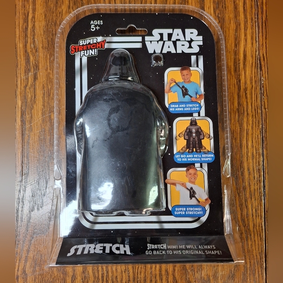 Darth Vader Star Wars Stretch Toy - Picture 2 of 2